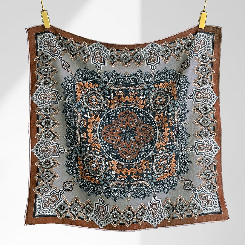 Shawl Wrap Winter - Квадратный платок Central Compass с персидским